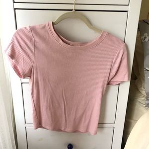 Cropped pink tee